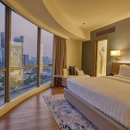 Novotel Suites Manila At Acqua Mandaluyong Dış mekan fotoğraf