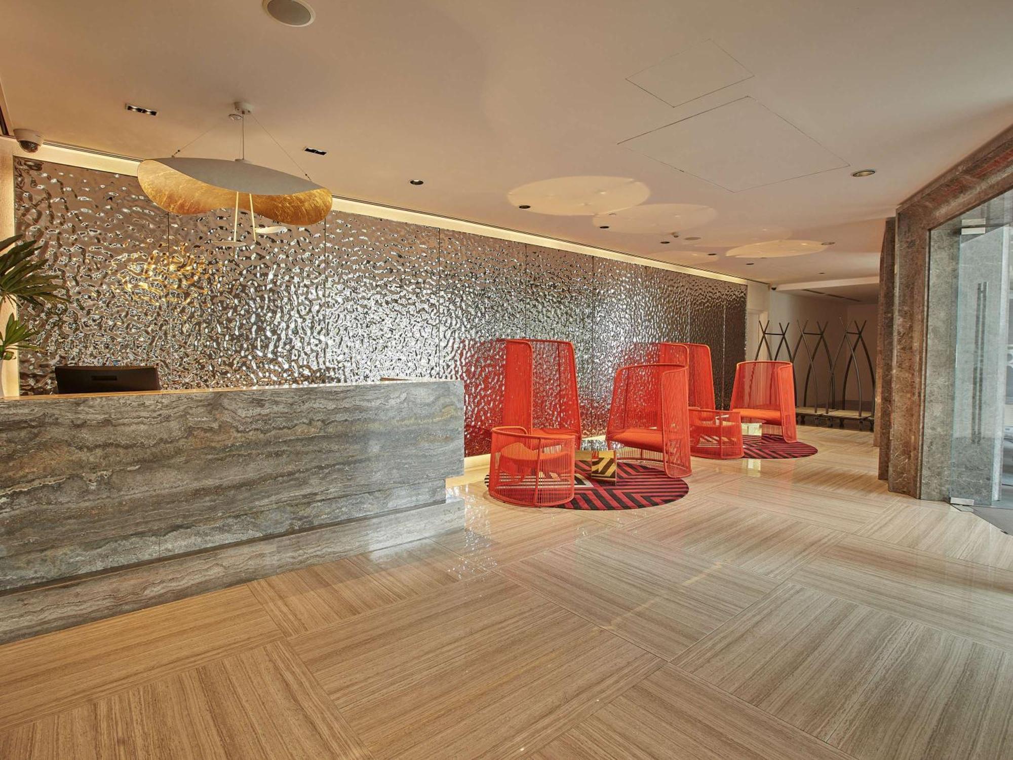 Novotel Suites Manila At Acqua Mandaluyong Dış mekan fotoğraf