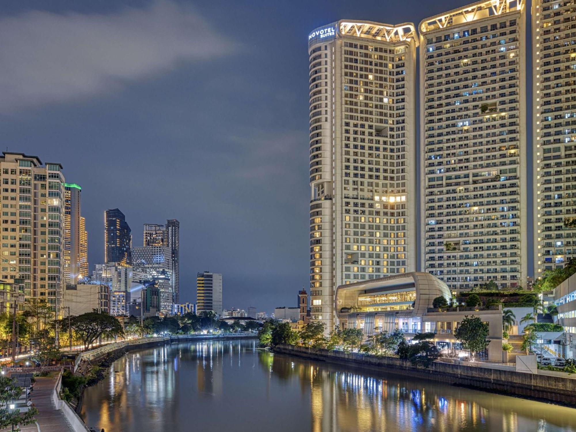 Novotel Suites Manila At Acqua Mandaluyong Dış mekan fotoğraf
