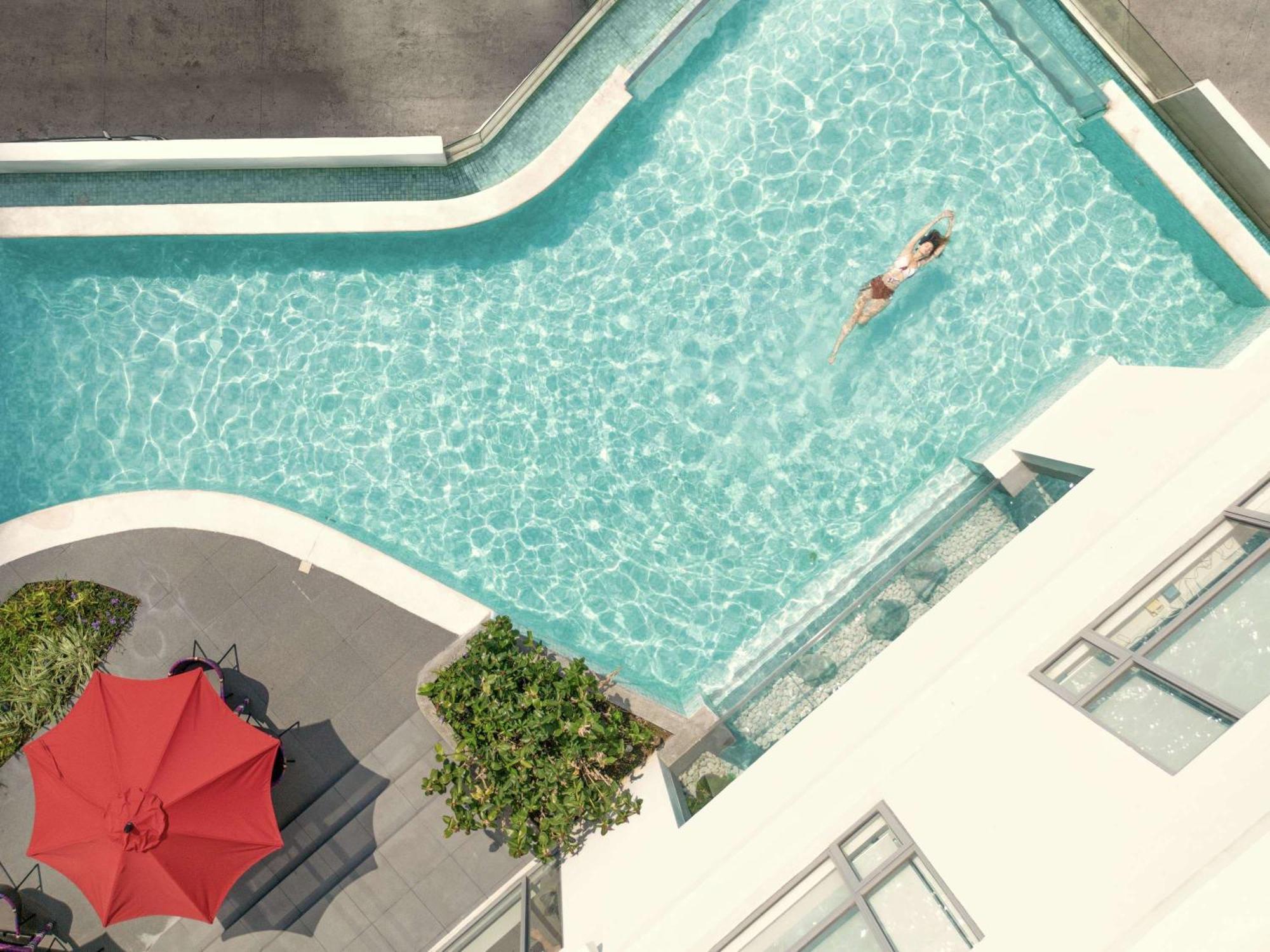 Novotel Suites Manila At Acqua Mandaluyong Dış mekan fotoğraf