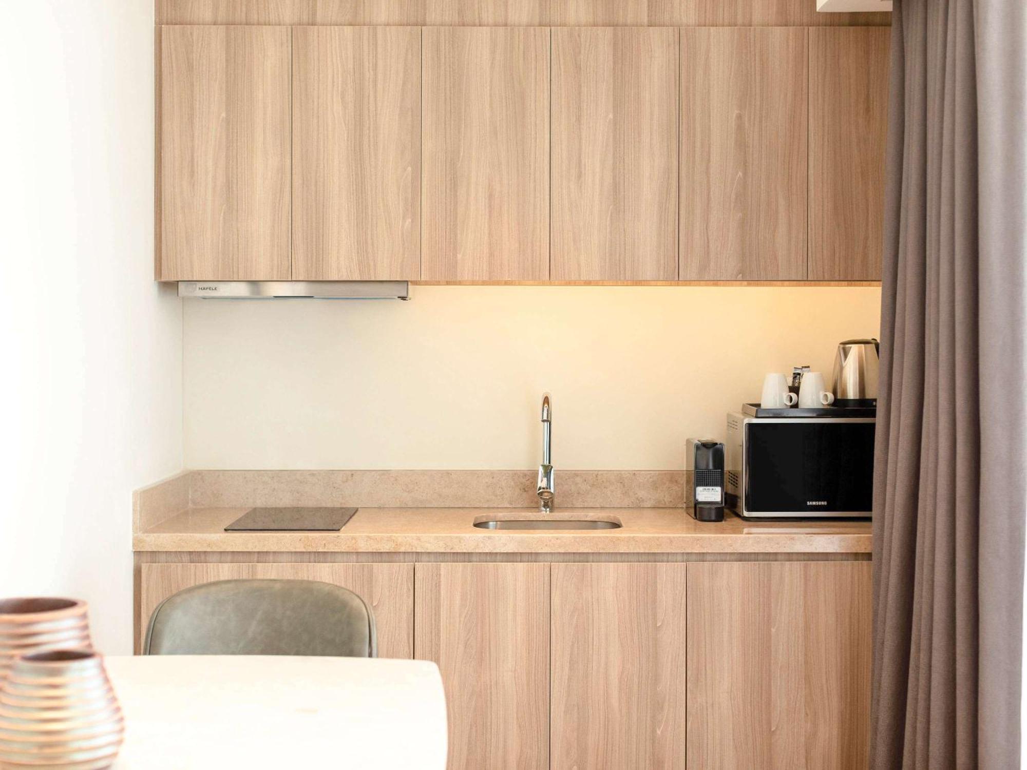 Novotel Suites Manila At Acqua Mandaluyong Dış mekan fotoğraf